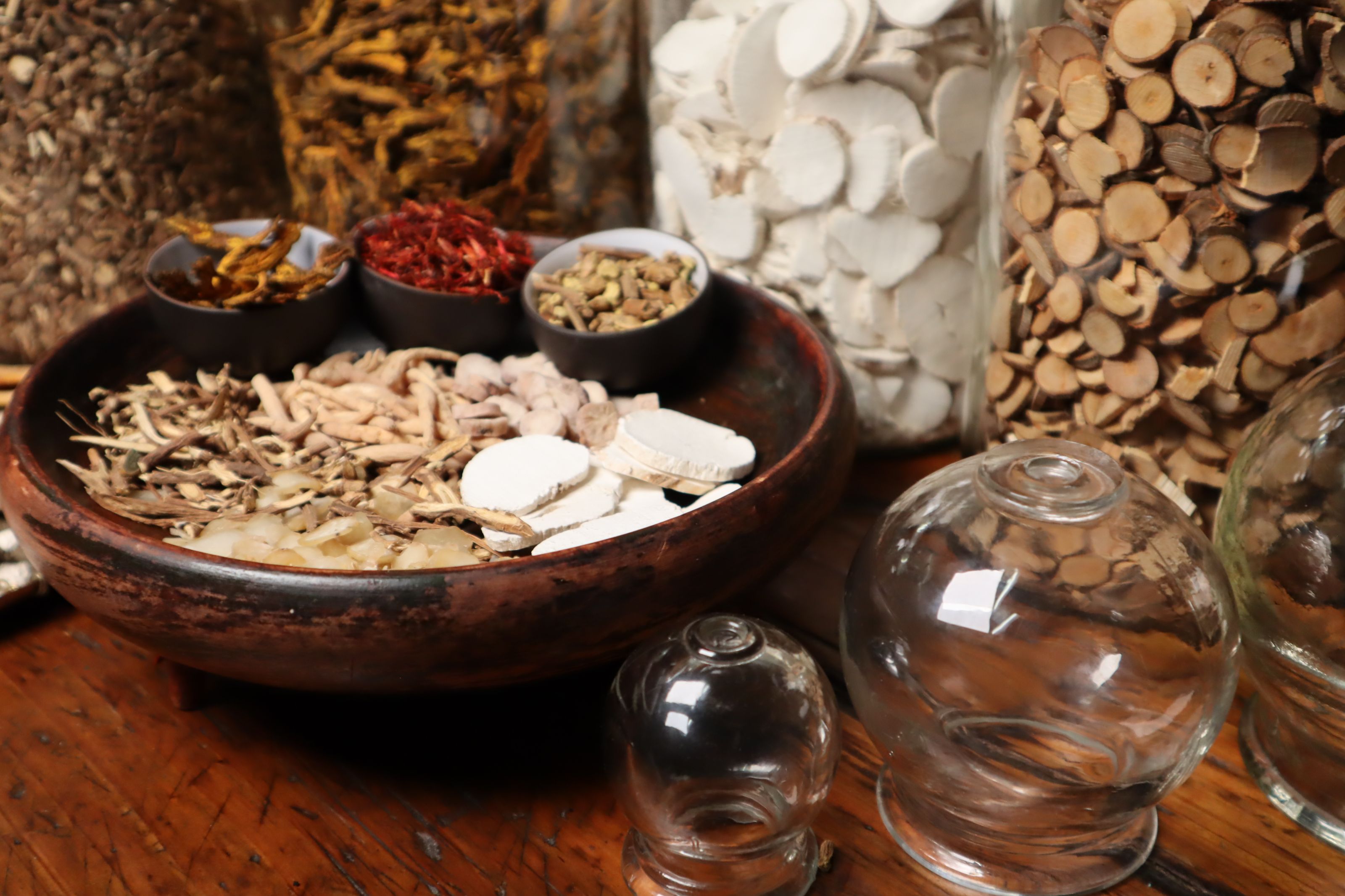 TCM for Eczema: Herbs, Acupressure Points, and Diet for Atopic Dermatitis Relief